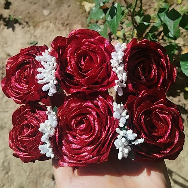 mahroon gujry with white stemin