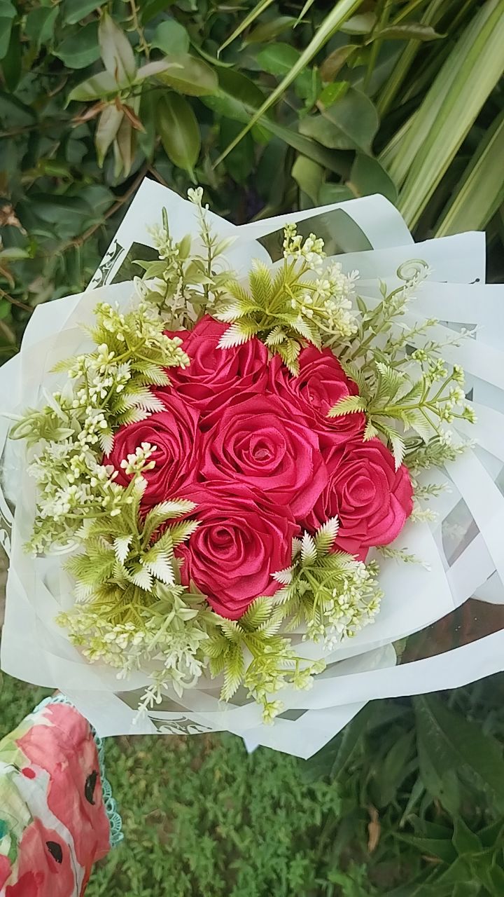 artifical fllower bouqe